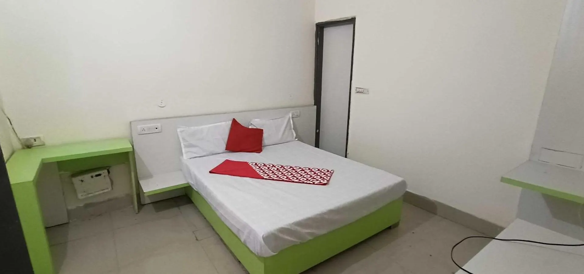 Hotel O Stay Inn Gurgaon